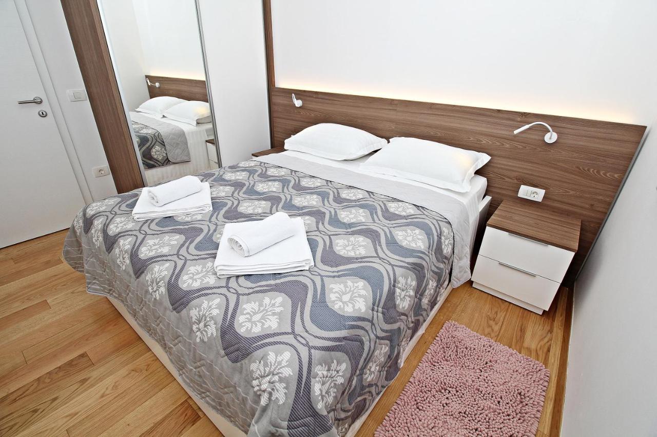 Blue Lagoon Apartments 扎达尔 外观 照片